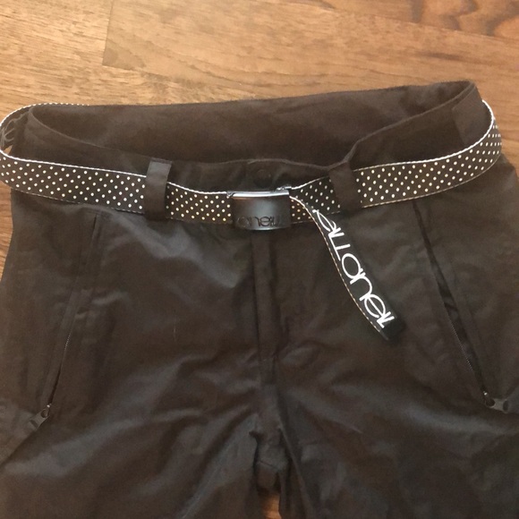 O’Neill Escape Series Black Snow Pants with belt - Picture 2 of 12